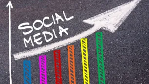 Harnessing Social Media for Business Growth: A Guide for Small Businesses