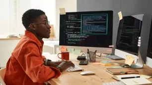 Data Engineer:? The Fast-Growing Career of the Future