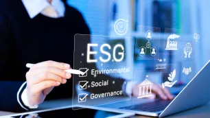 Global ESG Reporting in 2025: ISSB or CSRD – What’s Right for Your Business?