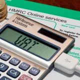 VAT for the Self-Employed in the UK: A Complete Beginner's Guide