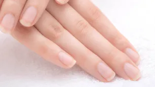 Nail Health Tips at Home: Maintaining Strong and Beautiful Nails