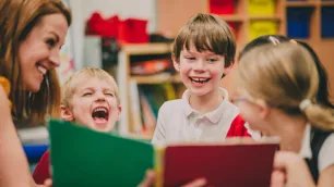 Reading fluency instruction ' science and art to help students blossom